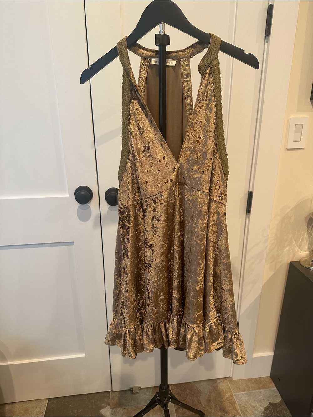 Grade & Gather Bronze Crushed Velvet Halter Dress Boho Ruffle Hem Size L